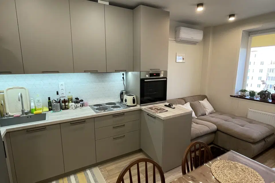 Продаётся 2-комнатная квартира, 63.5 м²