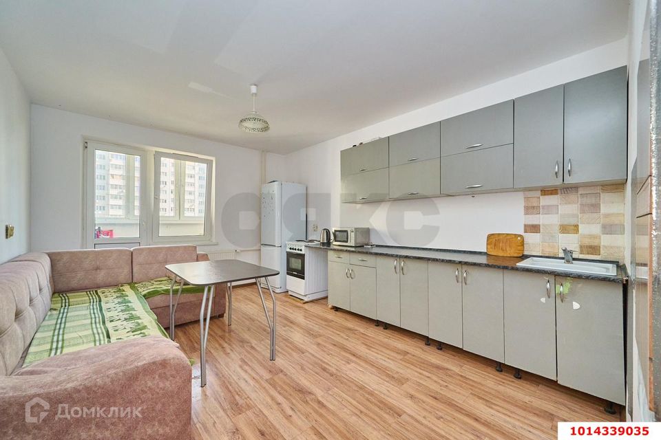 Продаётся 2-комнатная квартира, 70 м²