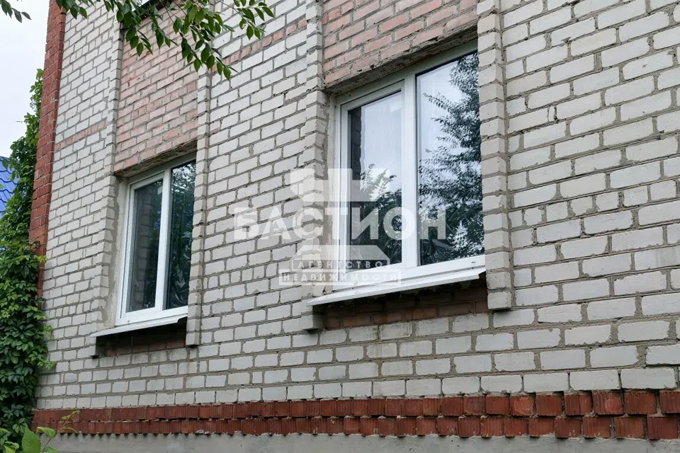 Продаётся 3-этажный дом, 304 м²