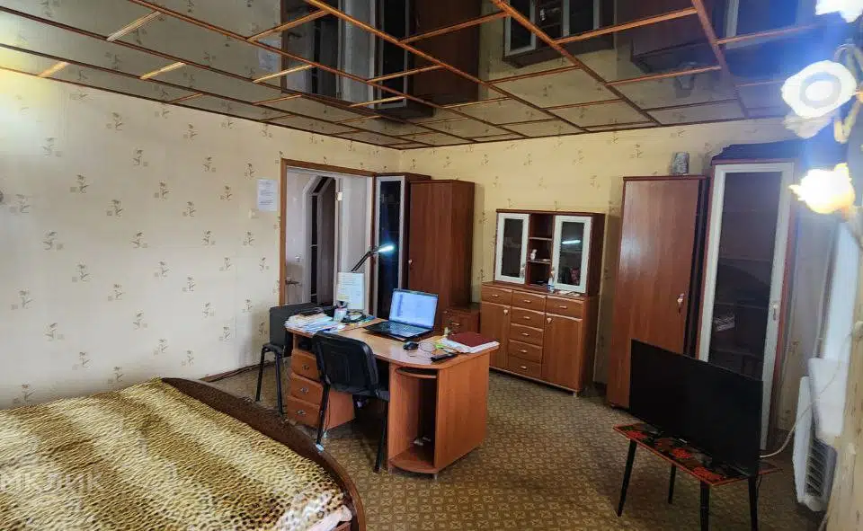 Продаётся 4-комнатная квартира, 107.3 м²