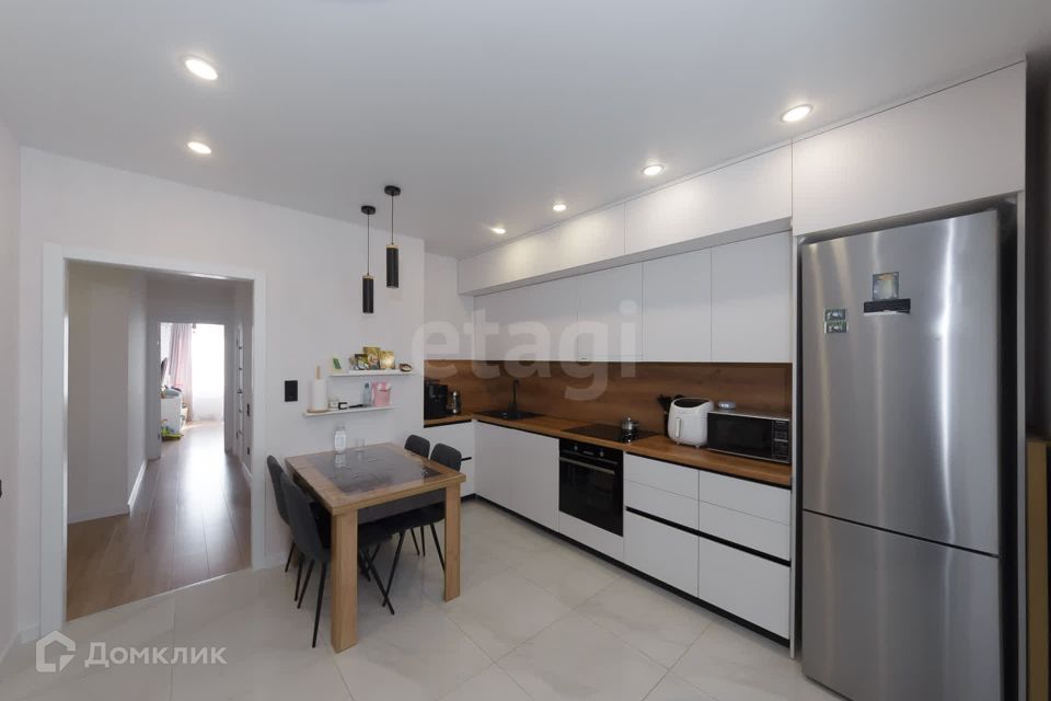 Продаётся 2-комнатная квартира, 59 м²