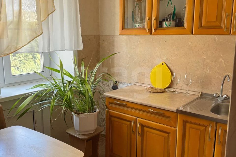 Продаётся 3-комнатная квартира, 58 м²