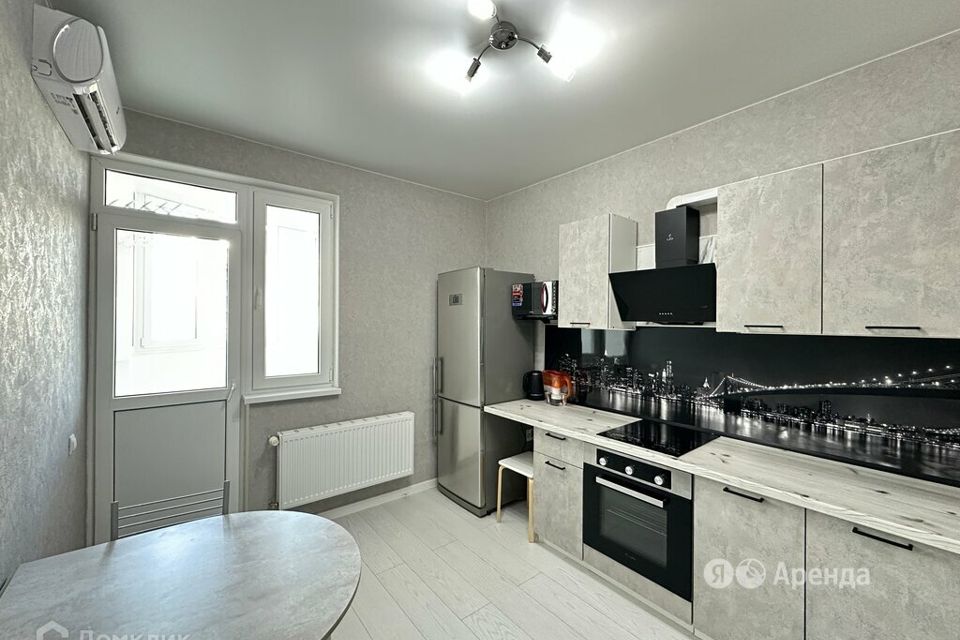 Сдаётся 1-комнатная квартира, 37 м²