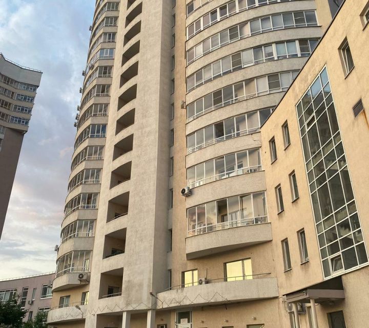 Сдаётся 1-комнатная квартира, 48.6 м²