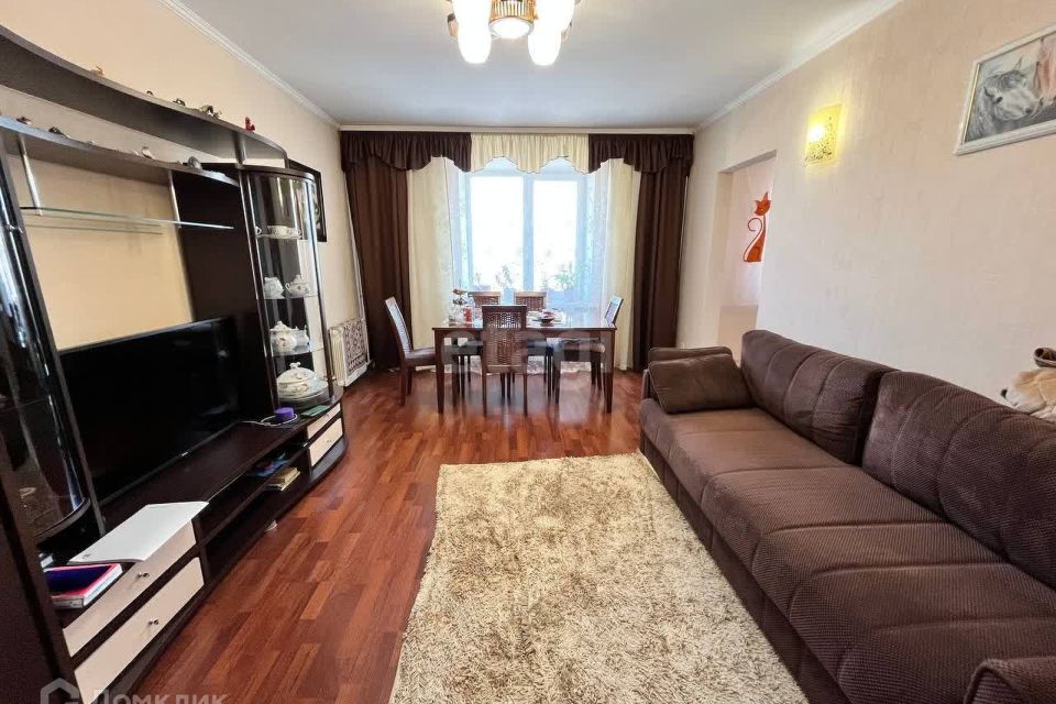 Продаётся 3-комнатная квартира, 90.5 м²