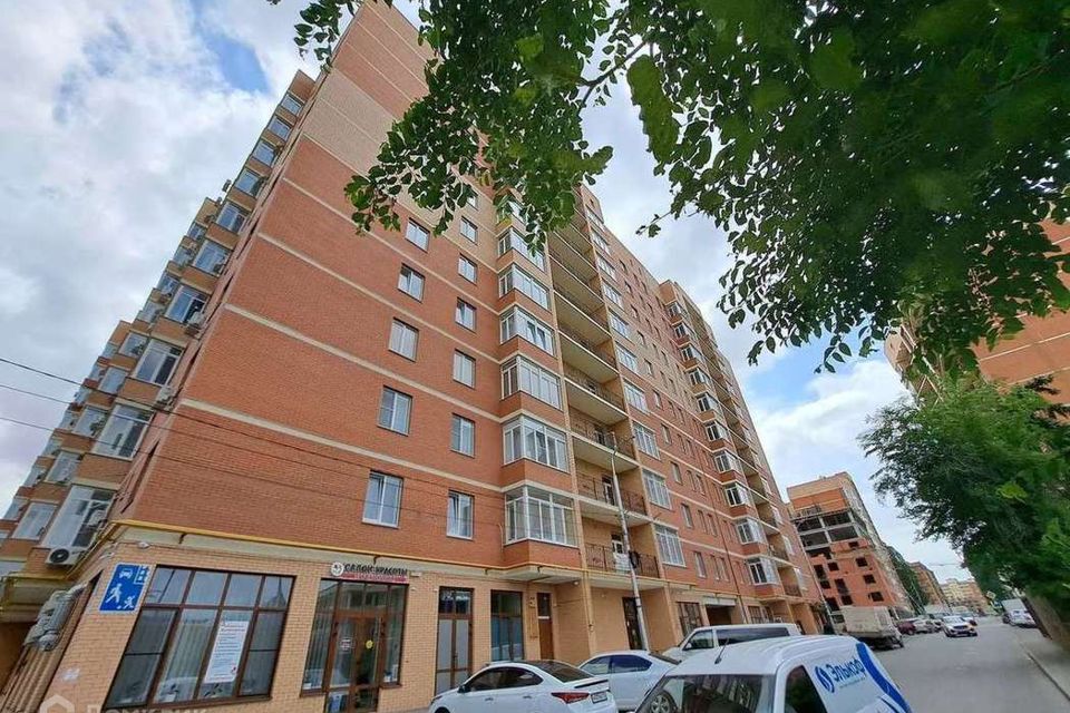 Продаётся 3-комнатная квартира, 113 м²