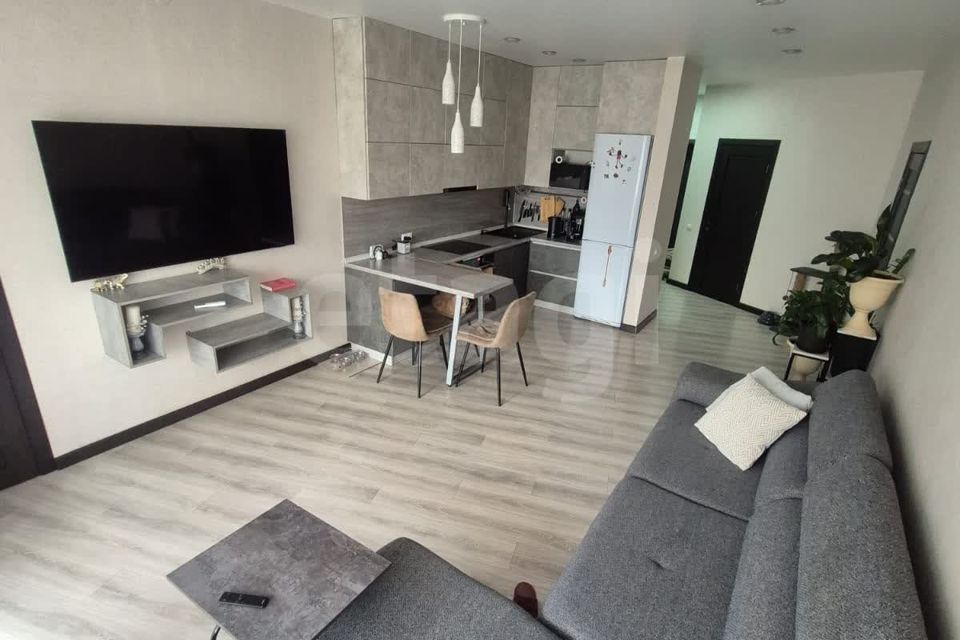 Продаётся 3-комнатная квартира, 82.9 м²