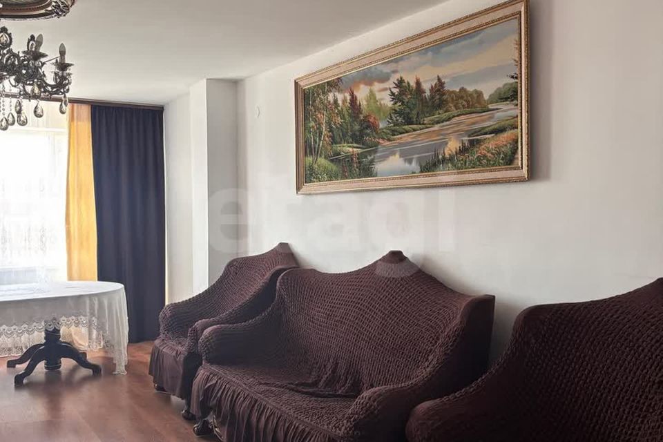 Продаётся 3-комнатная квартира, 101.2 м²