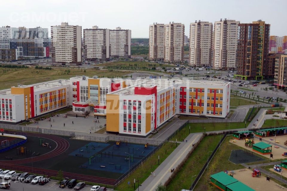 Продаётся 2-комнатная квартира, 58.4 м²