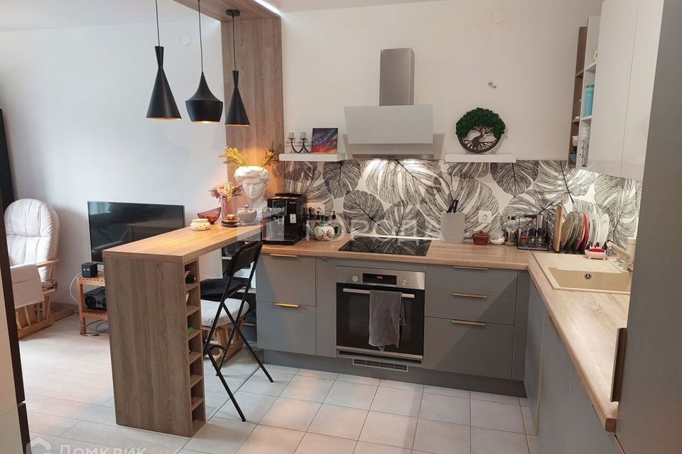 Продаётся 3-комнатная квартира, 91 м²
