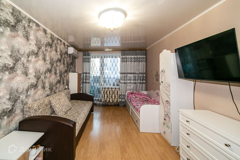 Продаётся 1-комнатная квартира, 35.7 м²