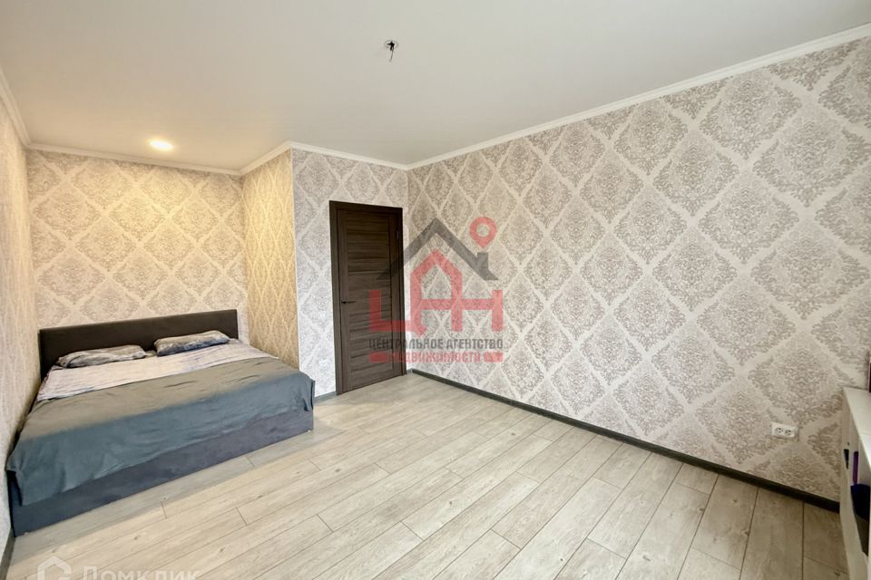 Продаётся 1-комнатная квартира, 38 м²