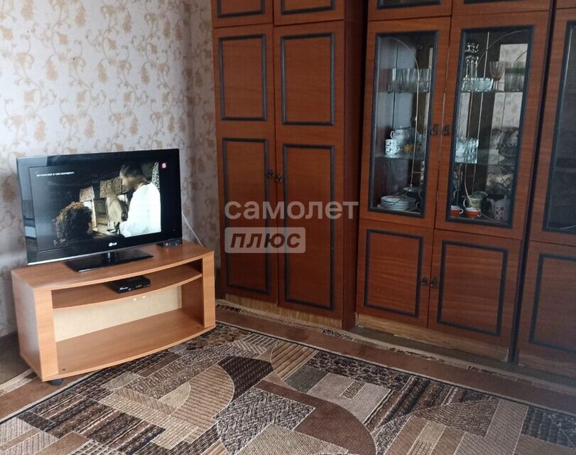 Продаётся 3-комнатная квартира, 61.5 м²