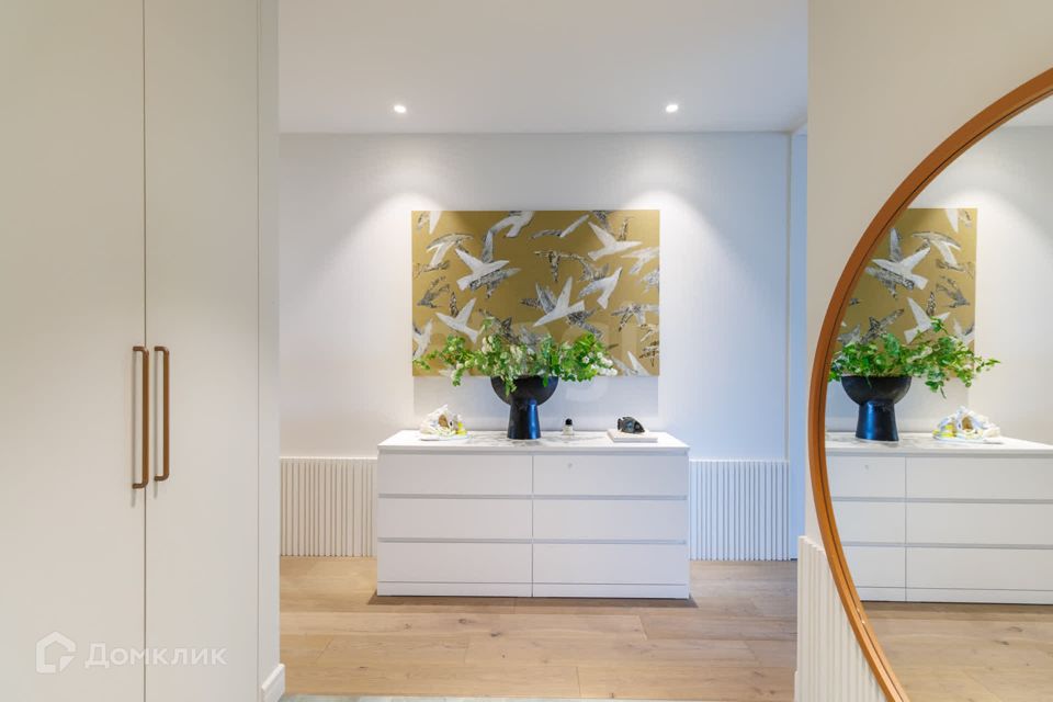 Продаётся 3-комнатная квартира, 103.4 м²