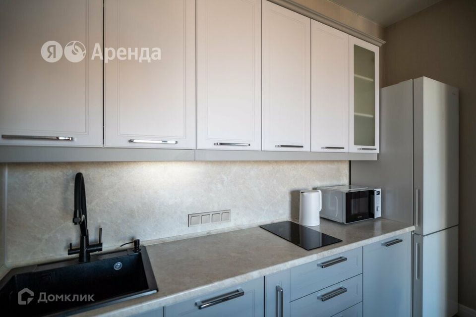 Сдаётся 2-комнатная квартира, 61 м²