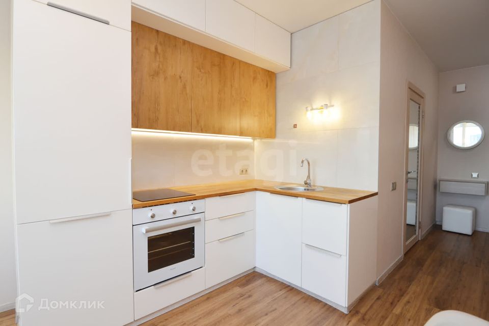 Продаётся 1-комнатная квартира, 42.6 м²