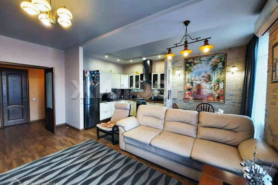 Продаётся 3-комнатная квартира, 91.8 м²