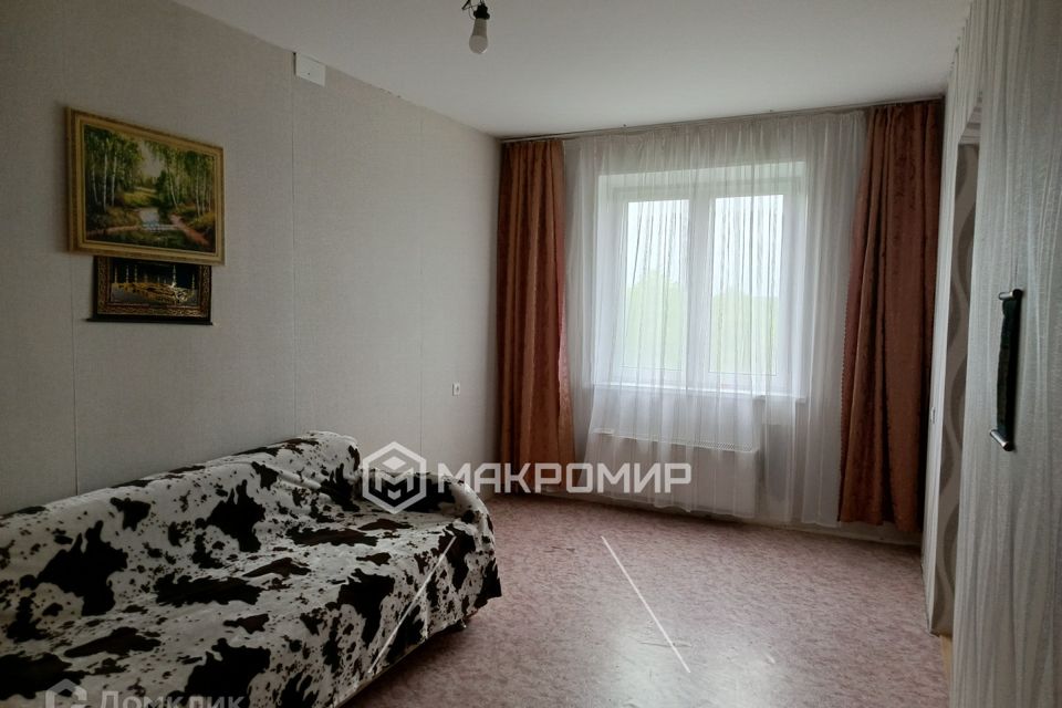 Продаётся 1-комнатная квартира, 32 м²