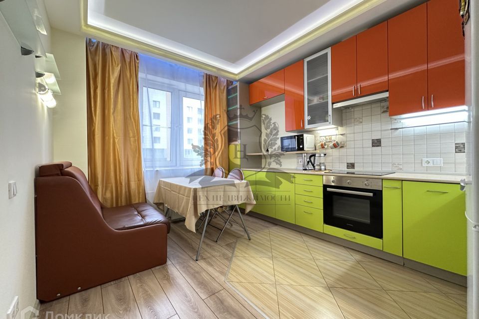 Продаётся 1-комнатная квартира, 37.3 м²