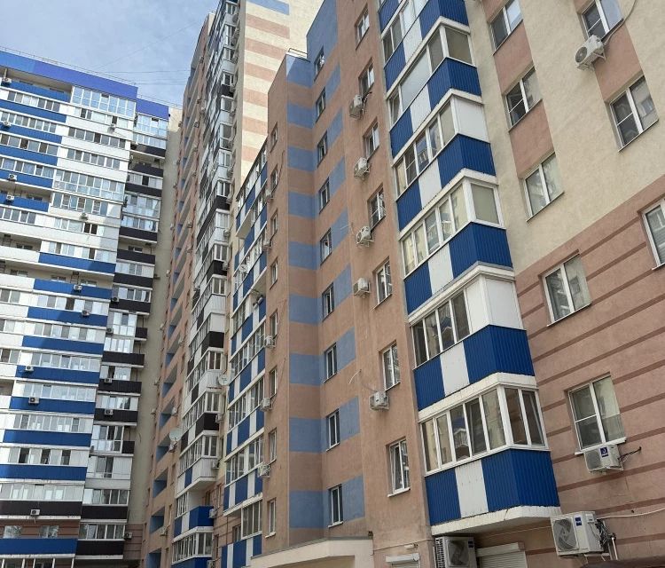 Продаётся 3-комнатная квартира, 122.79 м²