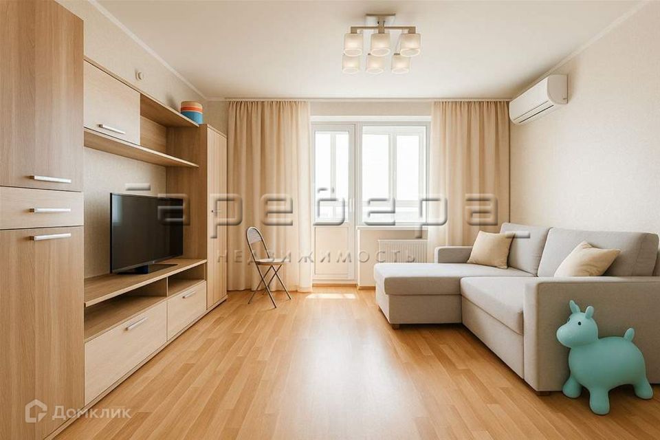 Продаётся 1-комнатная квартира, 40.2 м²