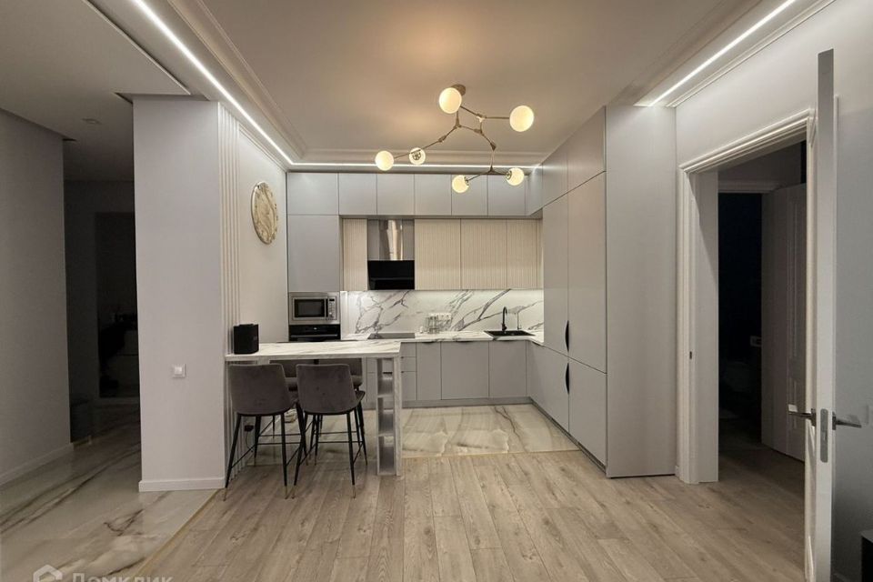 Продаётся 3-комнатная квартира, 83 м²