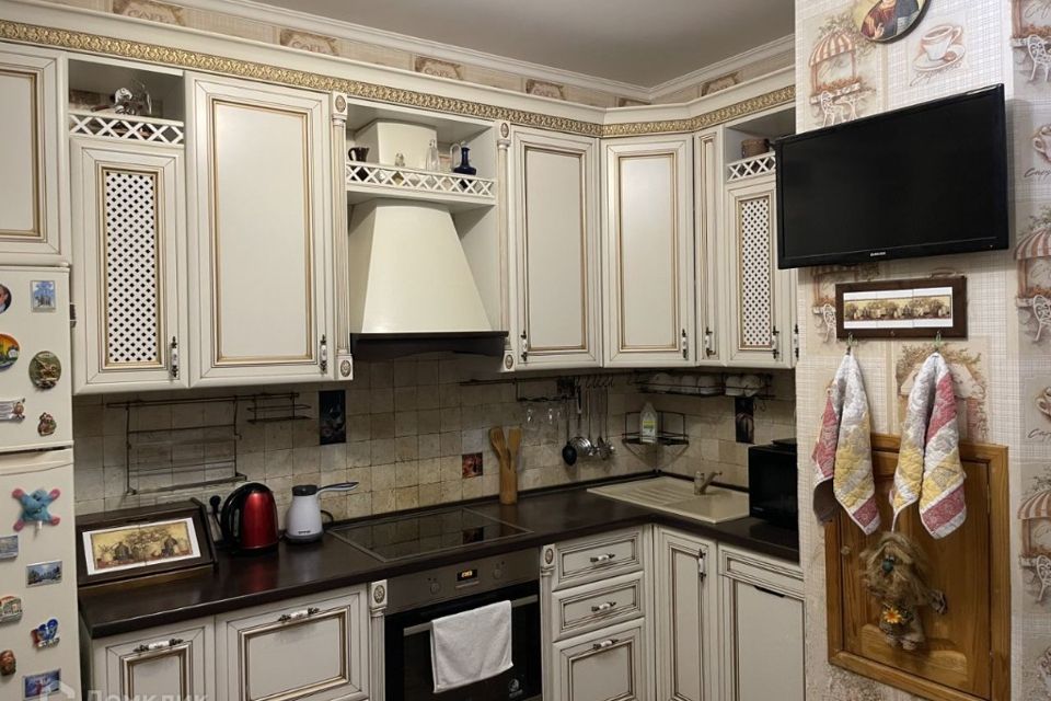 Продаётся 2-комнатная квартира, 60.3 м²