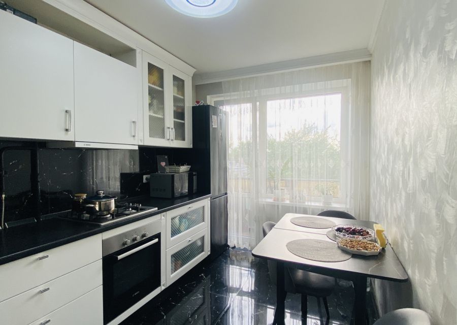 Продаётся 1-комнатная квартира, 35.3 м²