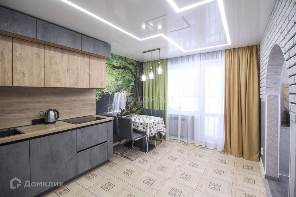 Продаётся 2-комнатная квартира, 56.6 м²