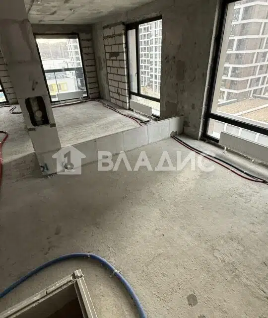 Продаётся 2-комнатная квартира, 76.2 м²