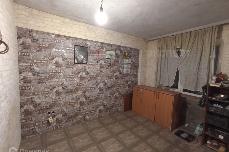 Продаётся 4-комнатная квартира, 65 м²