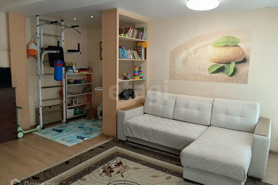 Продаётся 3-комнатная квартира, 73.6 м²