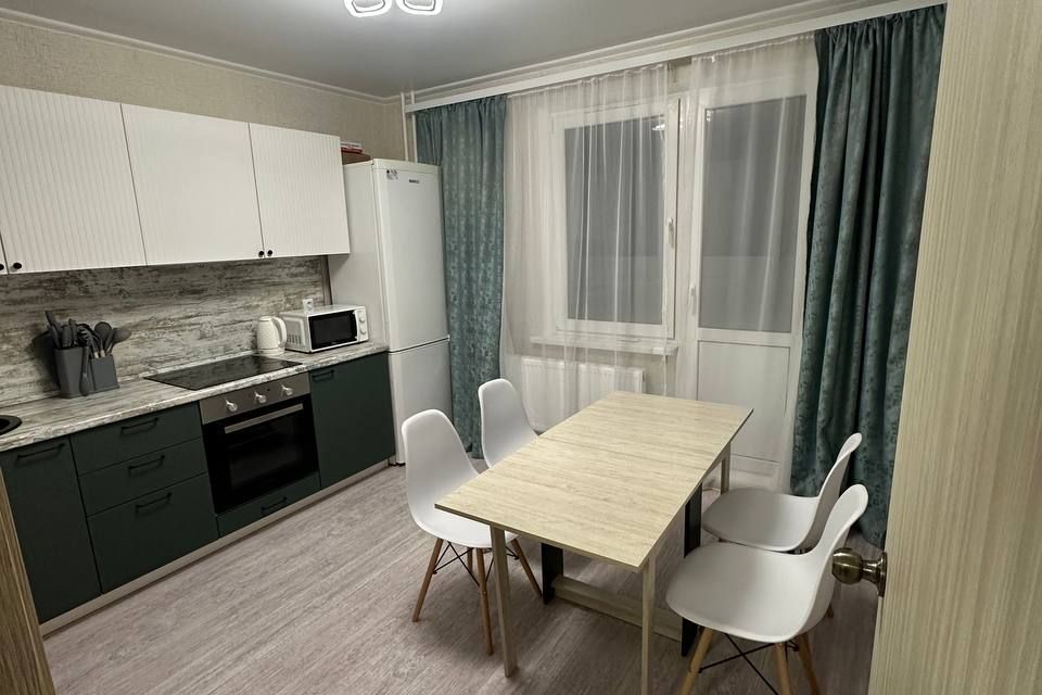 Сдаётся 1-комнатная квартира, 37.8 м²