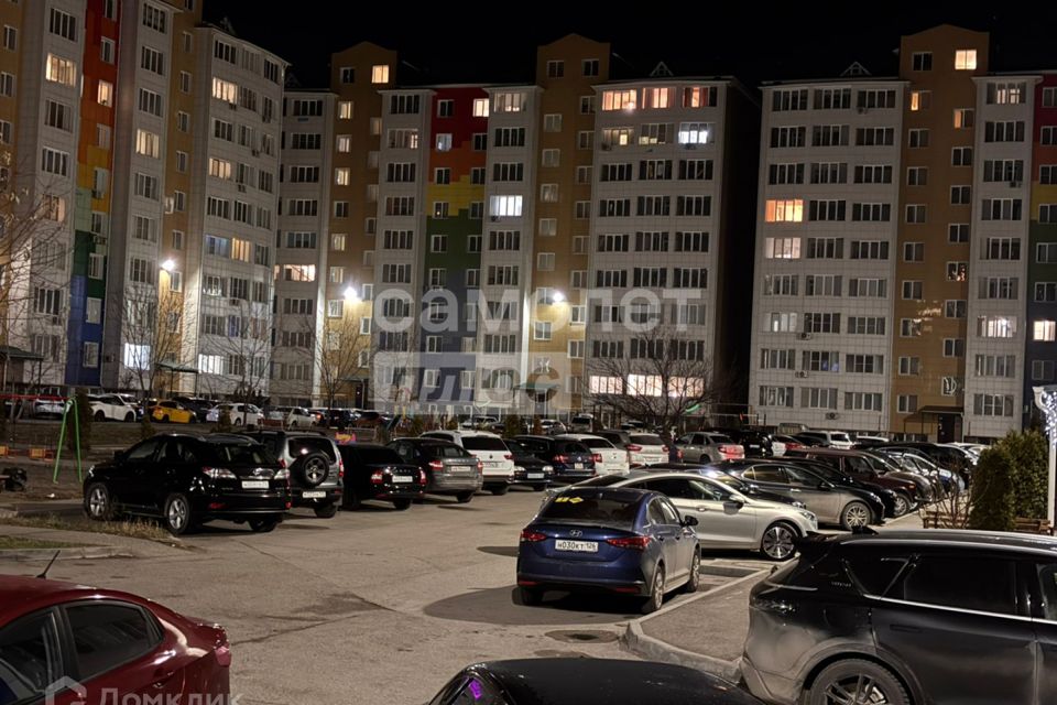 Сдаётся 1-комнатная квартира, 43 м²