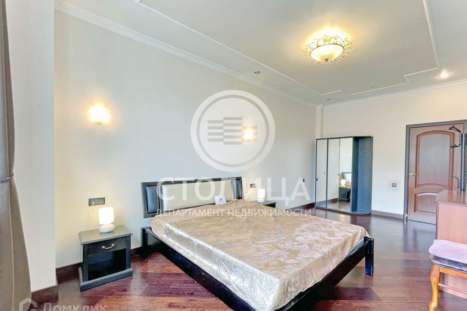 Сдаётся 2-комнатная квартира, 100 м²