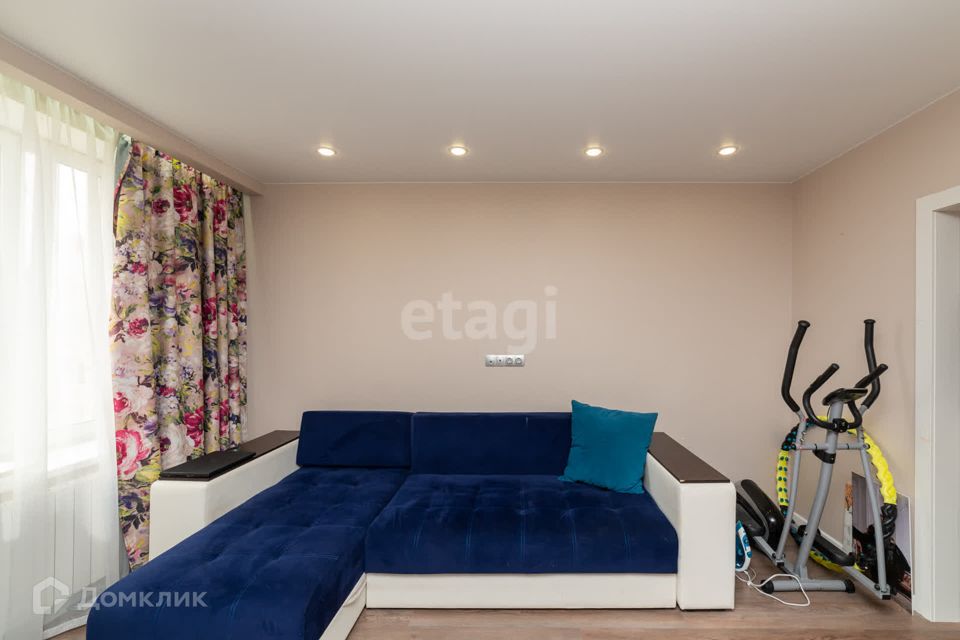 Продаётся 2-комнатная квартира, 56.5 м²