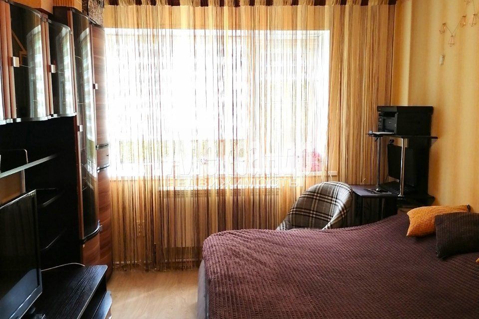 Продаётся 2-комнатная квартира, 42 м²