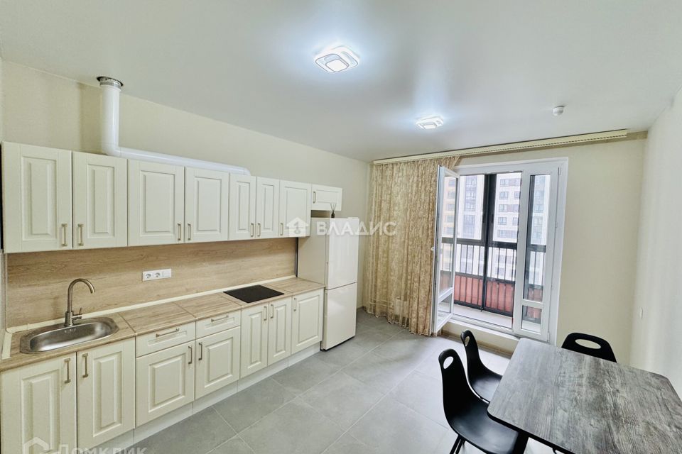 Продаётся 3-комнатная квартира, 82.8 м²