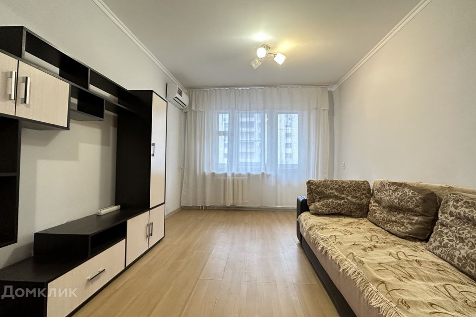Сдаётся 1-комнатная квартира, 41 м²