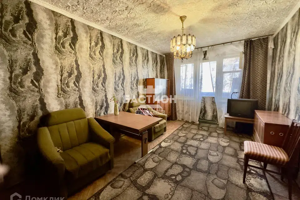 Продаётся 3-комнатная квартира, 59.4 м²