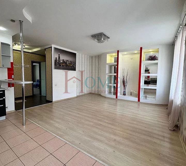 Сдаётся 2-комнатная квартира, 60.8 м²