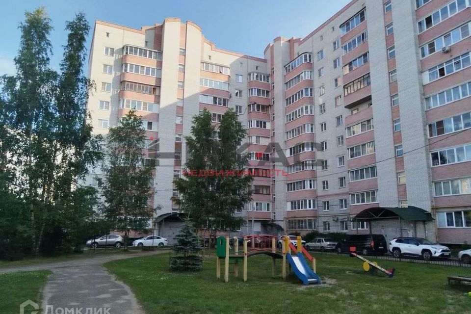 Продаётся 2-комнатная квартира, 67.5 м²