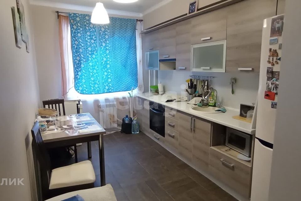 Продаётся 2-комнатная квартира, 56.4 м²