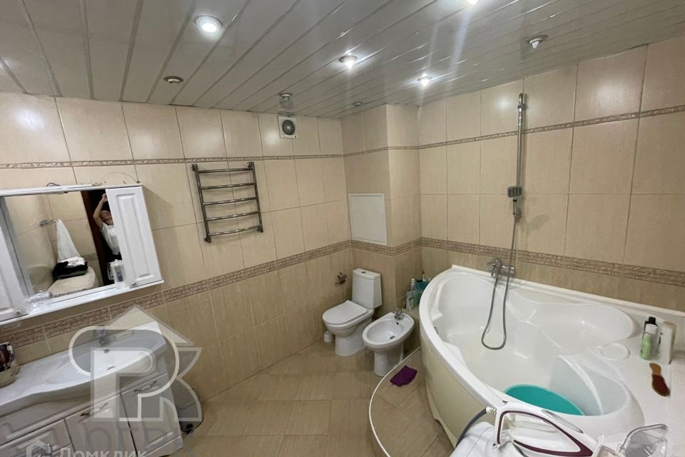 Продаётся 4-комнатная квартира, 91.1 м²