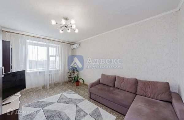 Продаётся 4-комнатная квартира, 103 м²