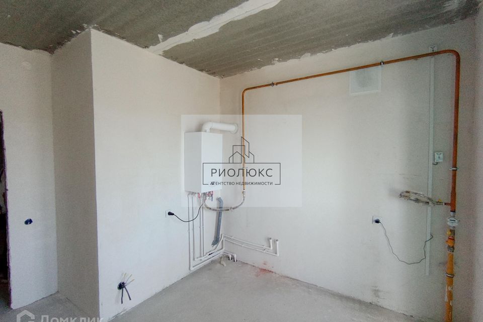 Продаётся 2-комнатная квартира, 65.4 м²