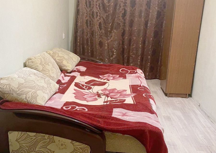 Продаётся комната в 1-комн. квартире, 14 м²