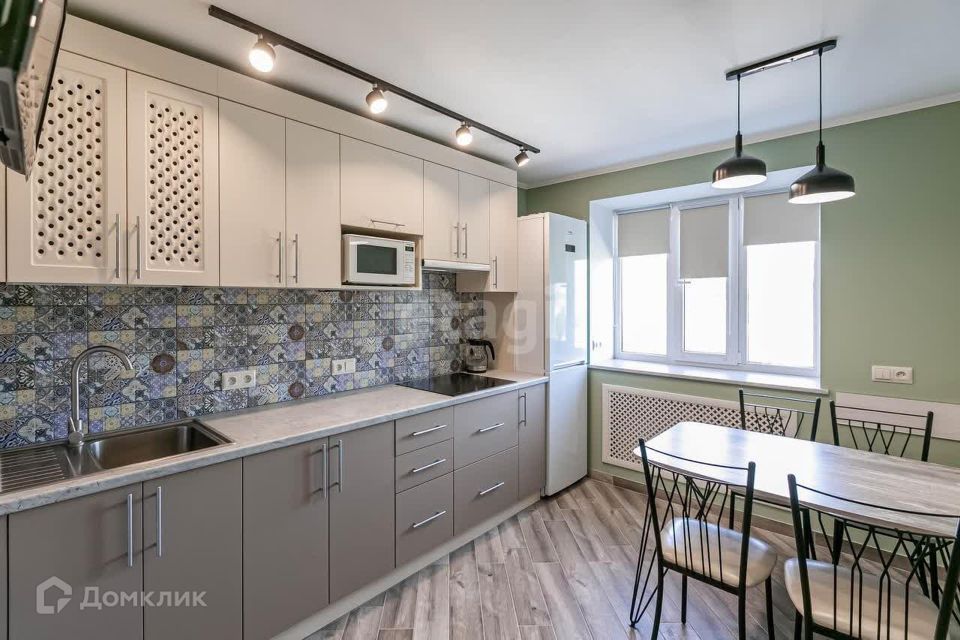 Продаётся 1-комнатная квартира, 35.9 м²