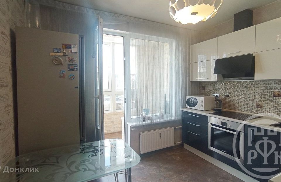 Продаётся 1-комнатная квартира, 35.8 м²
