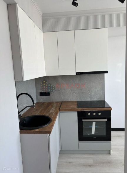 Продаётся 1-комнатная квартира, 38 м²